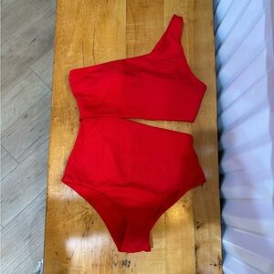 Victoria’s Secret Red Cut Out One Piece Swimsuit Padded Bra Size Medium